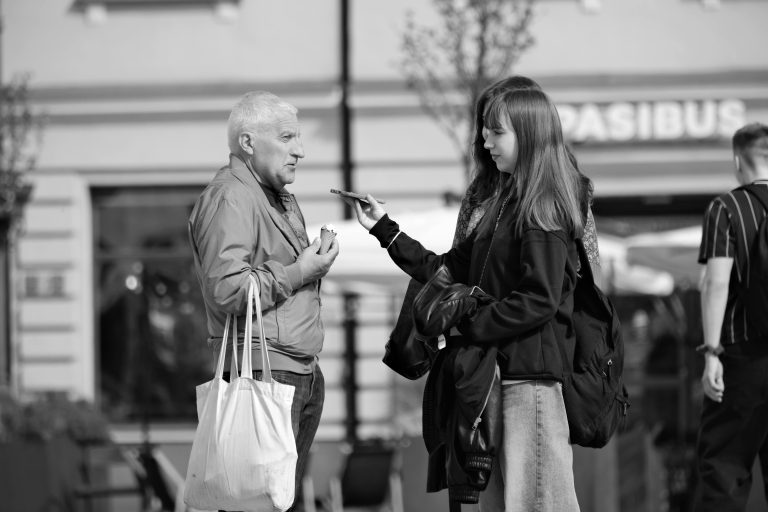 Helping a Loved One Adjust to a Memory Diagnosis